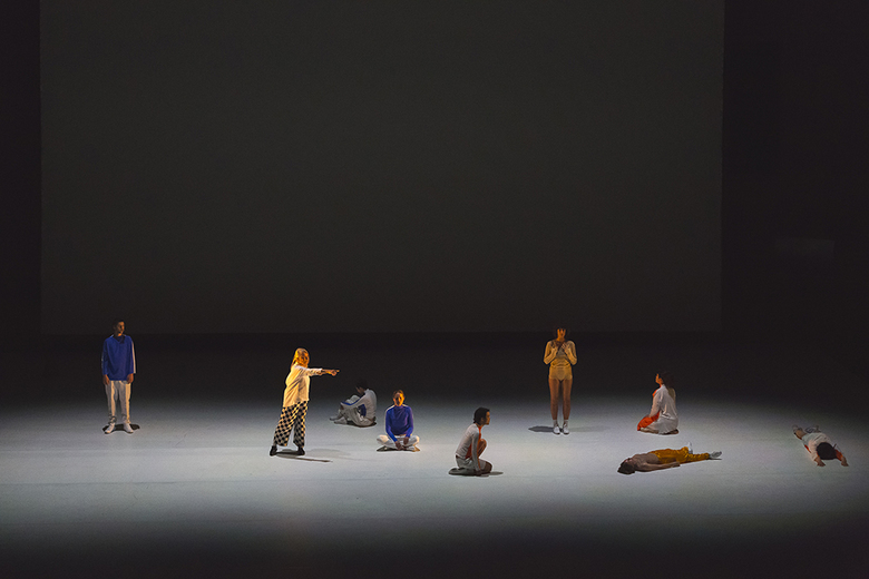 performance view: Agatha Gothe-Snape, Rhetorical Chorus, 2017 | LIVEWORKS 2017 | presented by Performance Space, Sydney