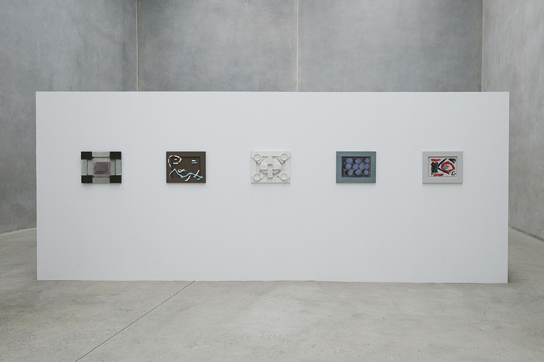 Oscar Perry Spoorloos installation view